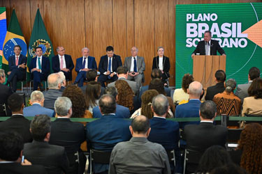 CNI avalia como positivas as medidas do governo federal contra tarifaço