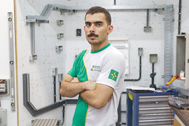 Benjamim Alves Instalações Elétricas Foto Victor Hugo Pessoa CAPA 2