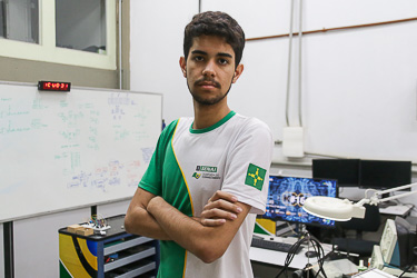 Daniel Milanez Eletrônica Foto Victor Hugo Pessoa CAPA 6