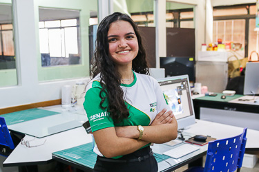 Natany dos Anjos Frencelino Tecnologia em Design Gráfico Foto Victor Hugo Pessoa CAPA 7